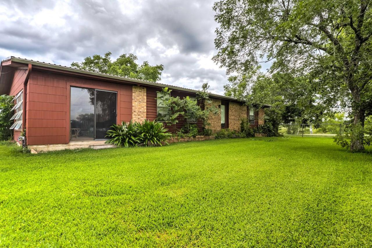 Carmine Cottage With Porch On Beautiful 60-Acre Farm Extérieur photo